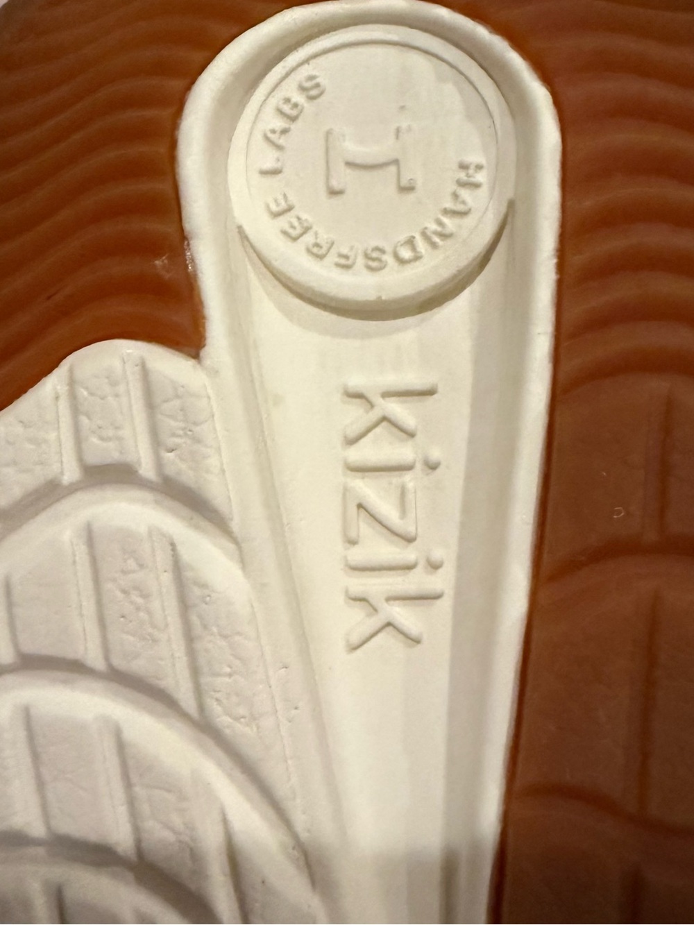 Kizik Brisbane Amberlight Hands Free Slip On Sneakers White Brown Women's 8 Wide - Picture 6 of 13